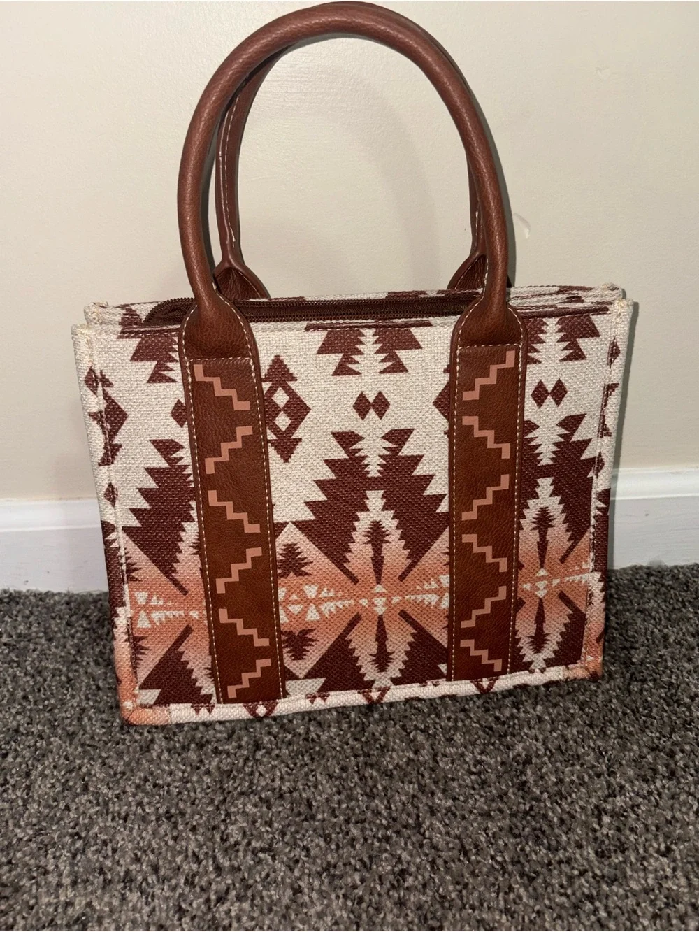 Wrangler structured tote